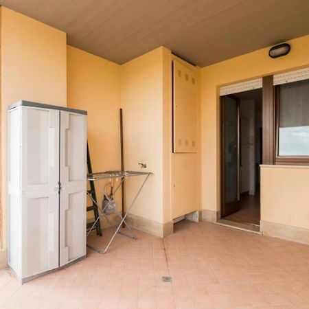 Apartamento Davi - Alloggio Turistico Roma Settebagni Exterior foto